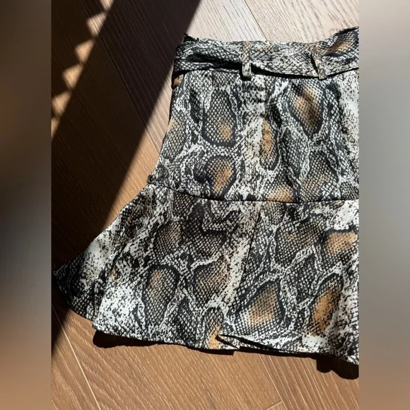 Zara Black and Brown Snake Print Mini Skirt - Picture 8 of 9